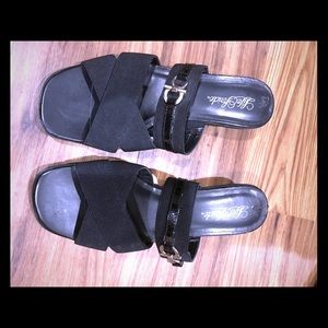 Life Stride Sandals